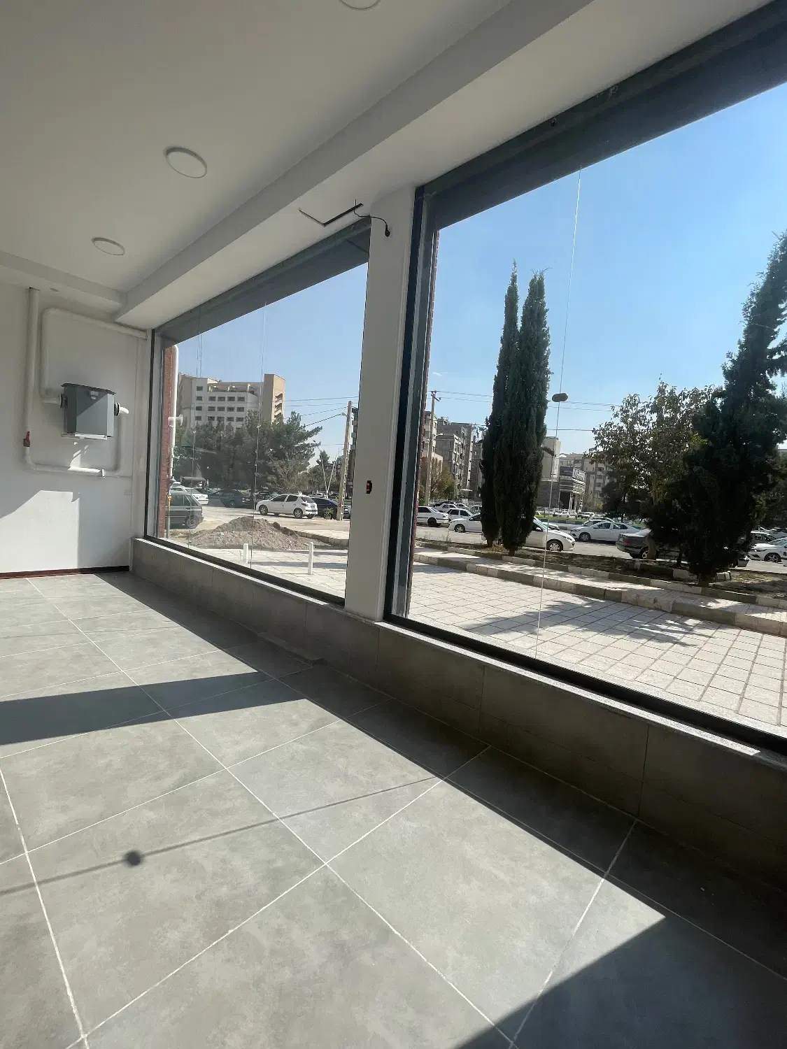 ساختمان خاص/مناسب پزشکان و وکلا|فروش دفتر کار، اتاق اداری، مطب|کرمان, |دیوار