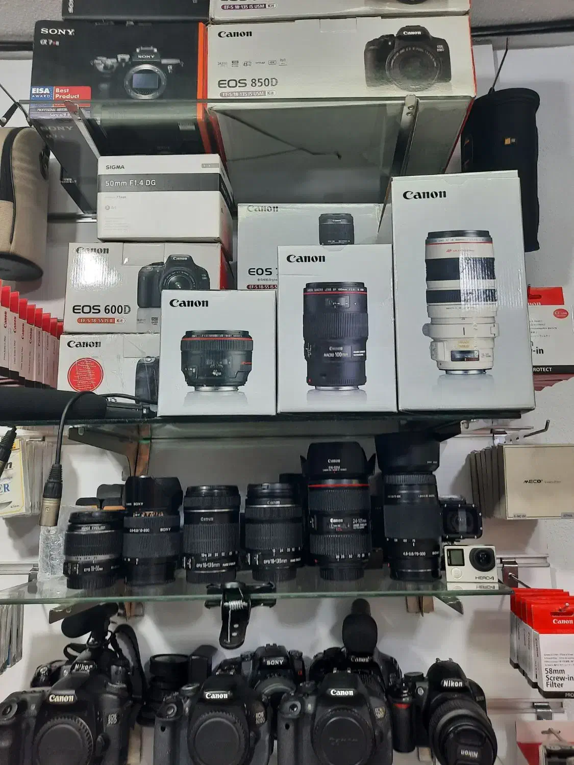 دوربین عکاسی و لوازم جانبی و قطعات دوربین تجهیزات|دوربین عکاسی و فیلم‌برداری|مشهد, الهیه|دیوار