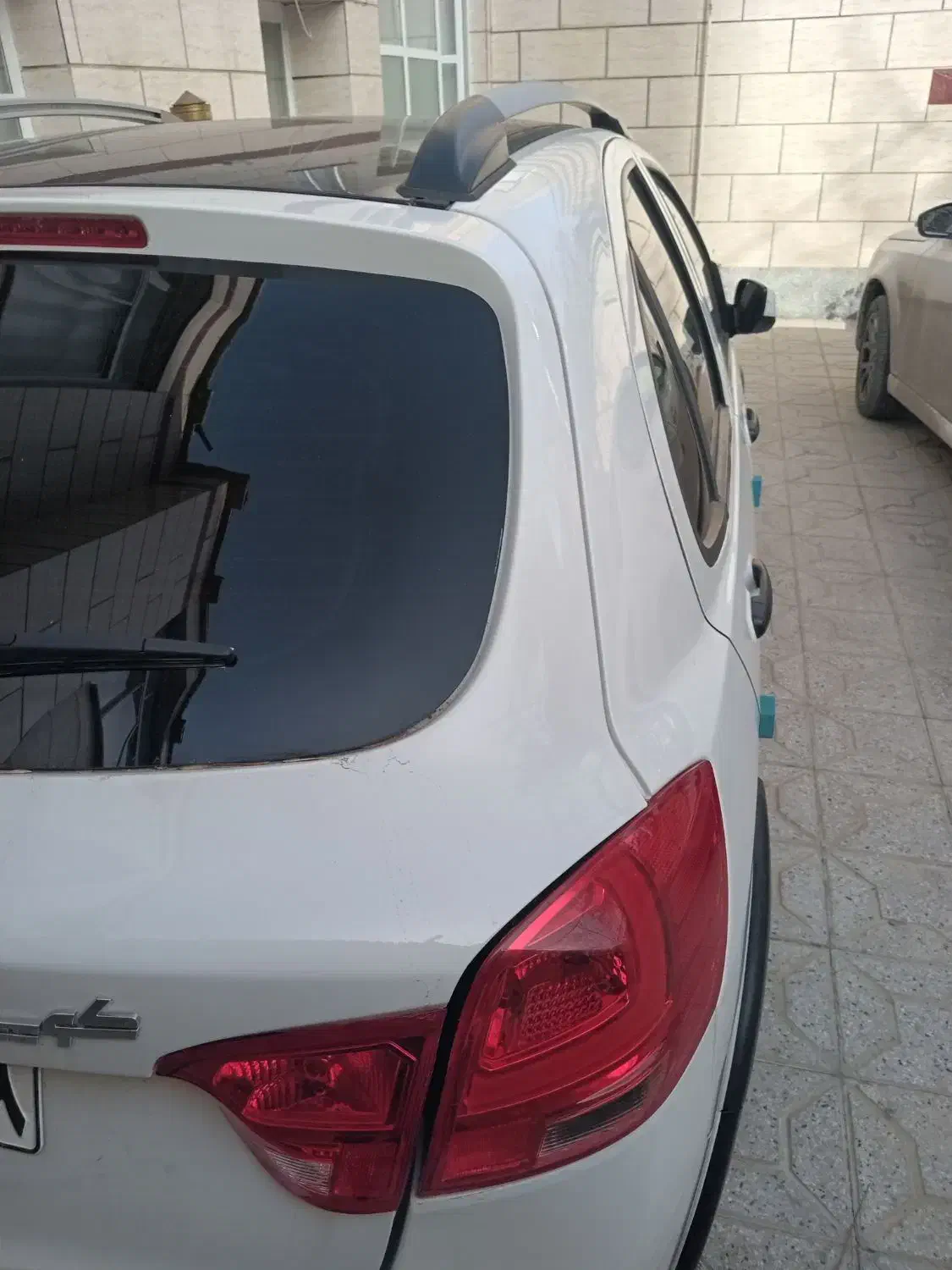 کوییک ار سقف مشکی|خودرو سواری و وانت|همدان, |دیوار