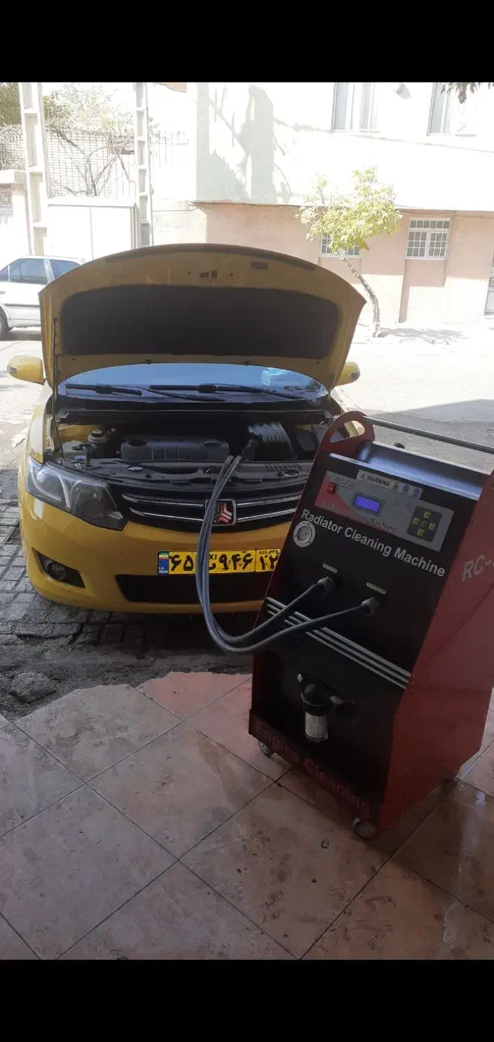 شستشوی بخاری300تعویض رادیات گازکولربازوبست داشبورد|خدمات موتور و ماشین|مشهد, میعاد (شهرک غرب)|دیوار