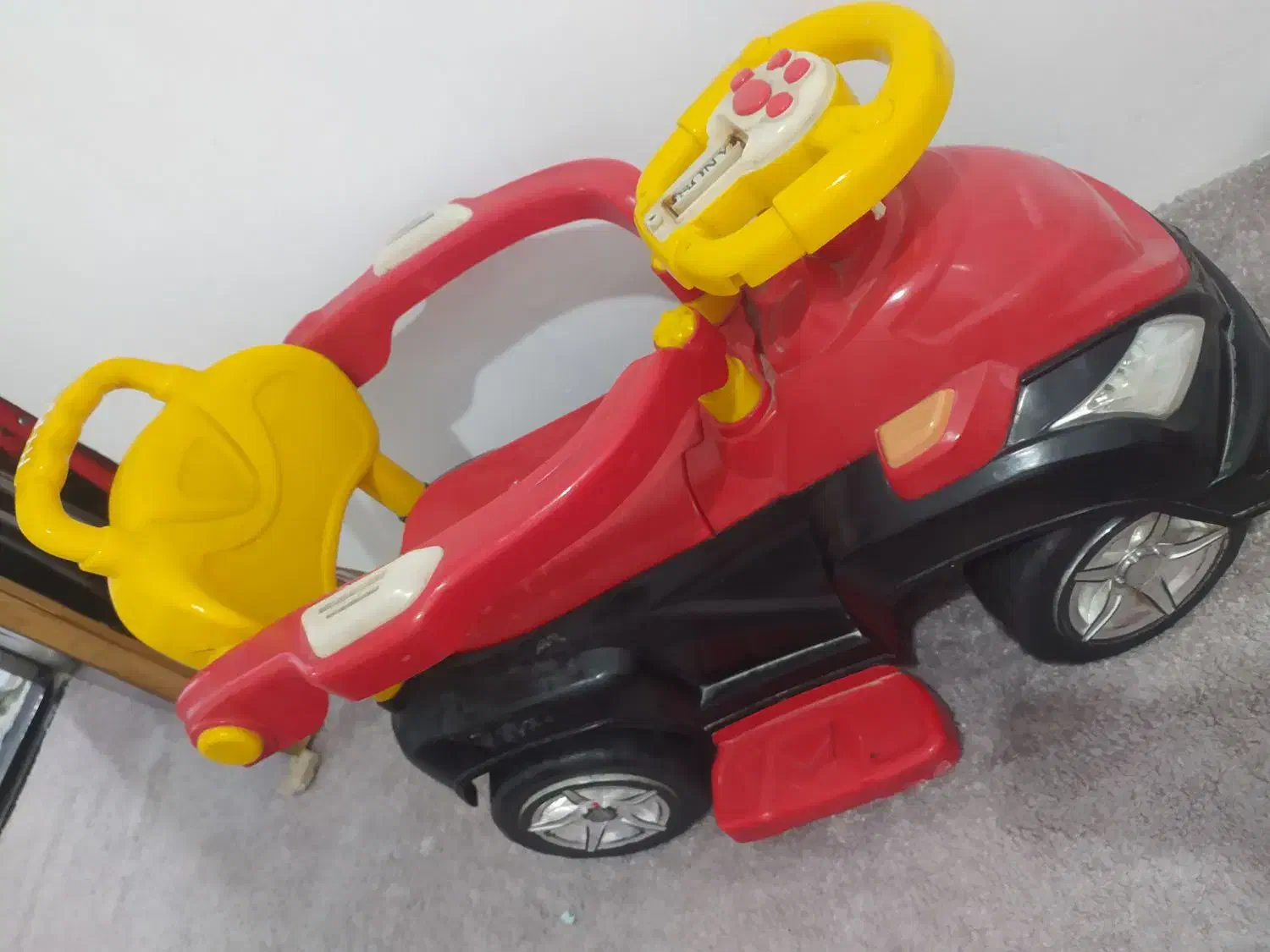 ماشین|اسباببازی بچه|اسلامآباد غرب, |دیوار