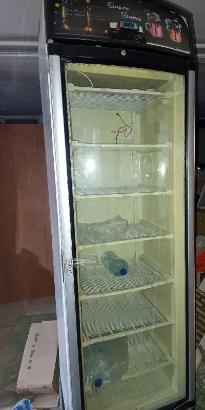 فریزر ایستاده ویترینی|کافیشاپ و رستوران|تهران, ایران|دیوار