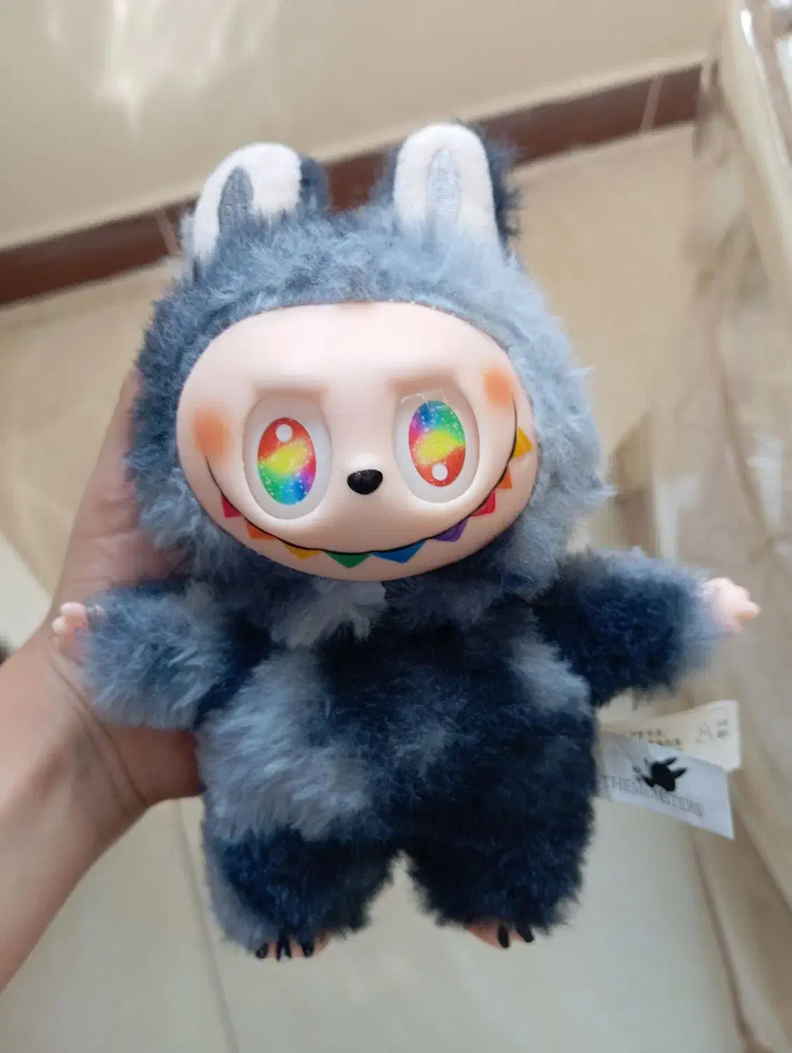 لبوبو سکرت|اسباببازی|قدس, شهرقدس|دیوار