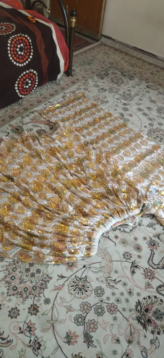 لباس محلی طلایی پولکی|لباس|شیراز, شهرک ولیعصر|دیوار