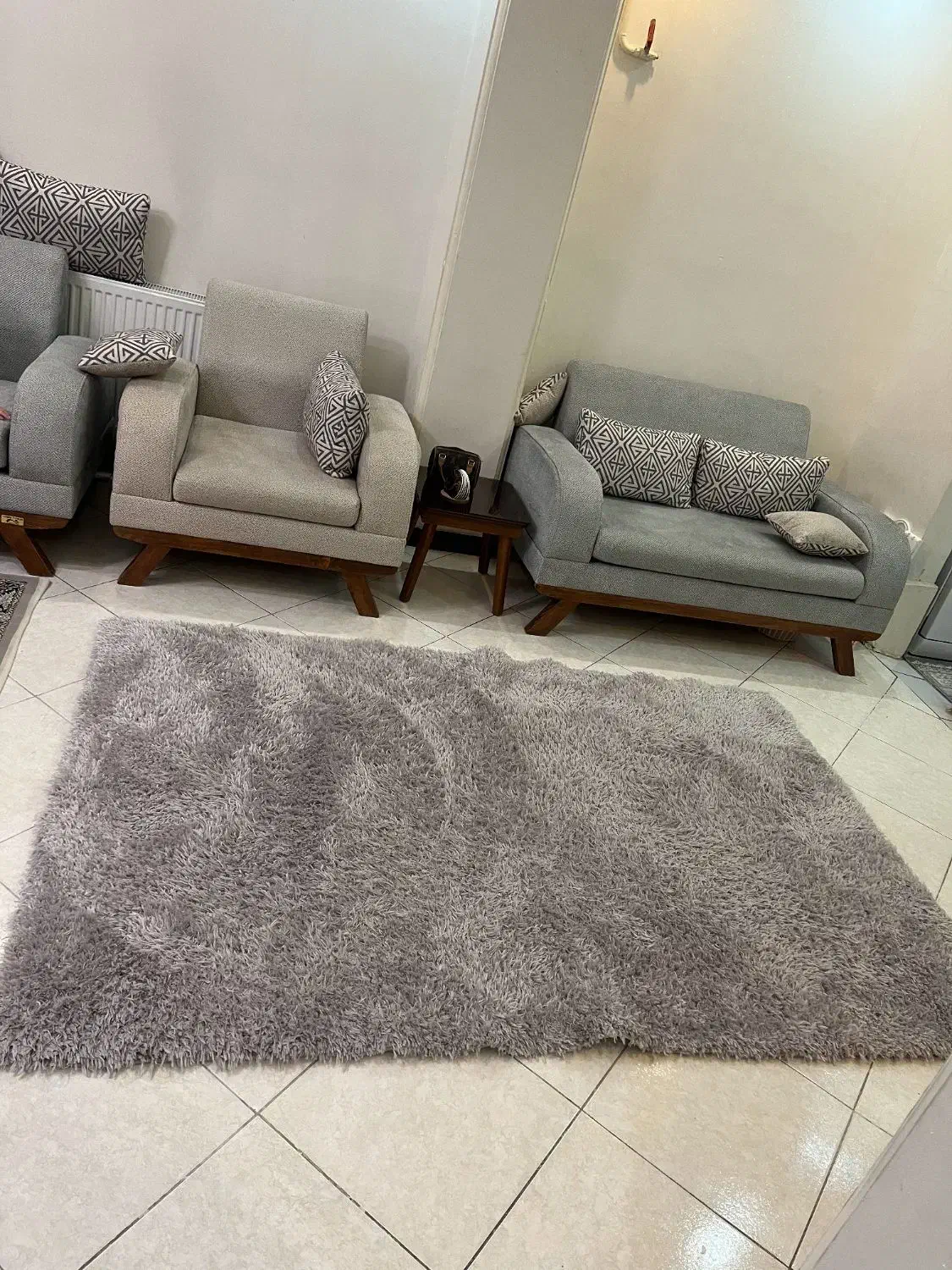 فرش شگی فلوگاتی پرز بلند دومیلیون پانصدرنگ طوسی|فرش|اندیشه, اندیشه فاز ۱|دیوار