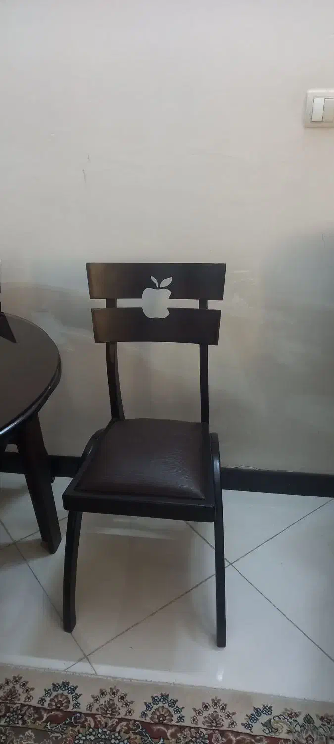 میز ناهار خوری|میز و صندلی غذاخوری|فولادشهر, B7|دیوار