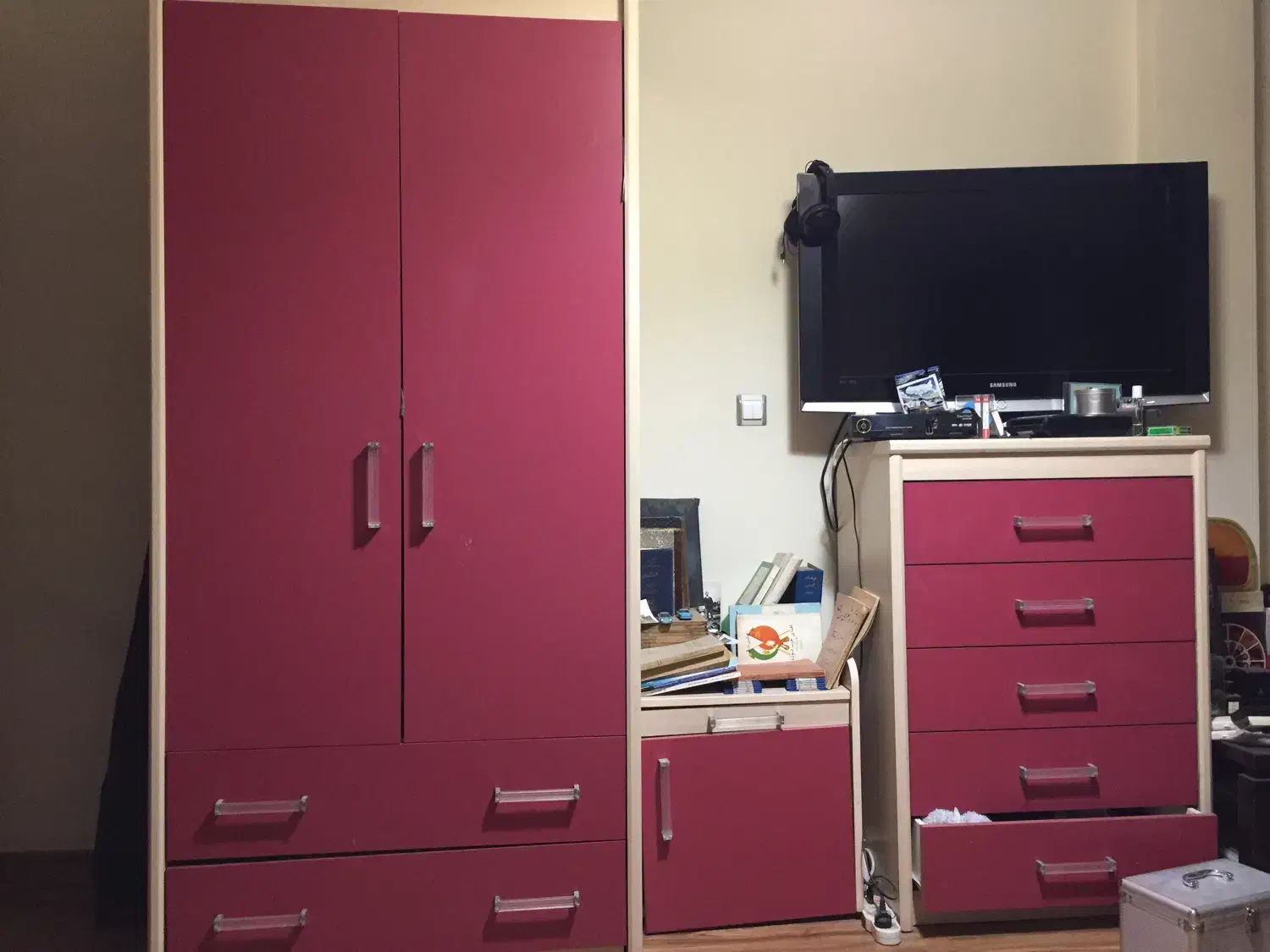 تخت و کمد کودک و نوجوان استقبال ترکیه|تخت و سرویس خواب|تهران, ستارخان|دیوار