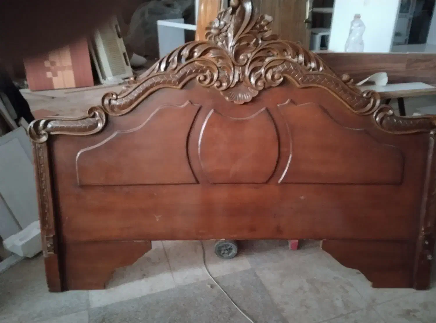 سرویس خواب|تخت و سرویس خواب|اصفهان, لنبان|دیوار