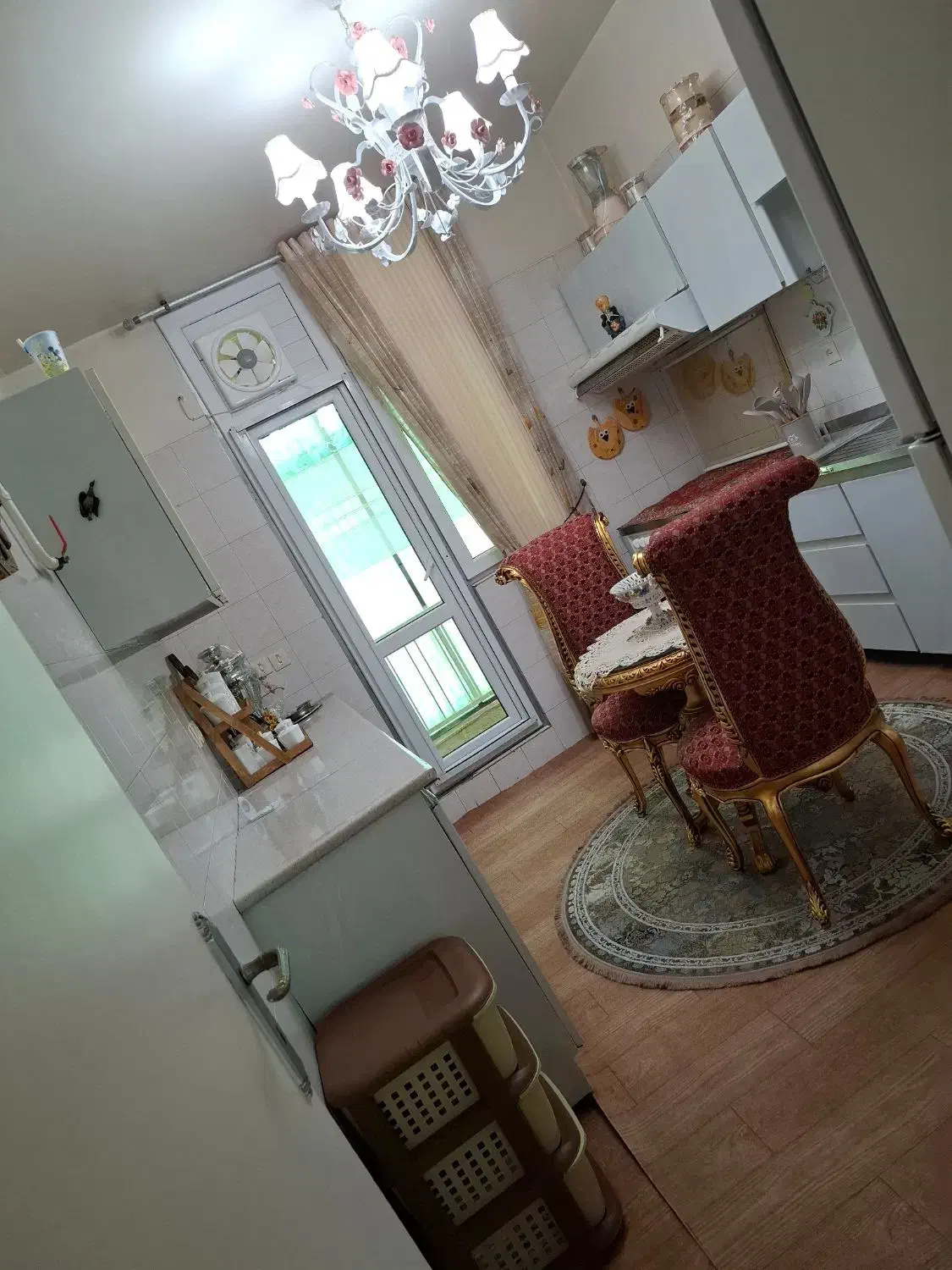 فرش گرد با قطر یک و نیم|فرش|سرخه حصار, |دیوار