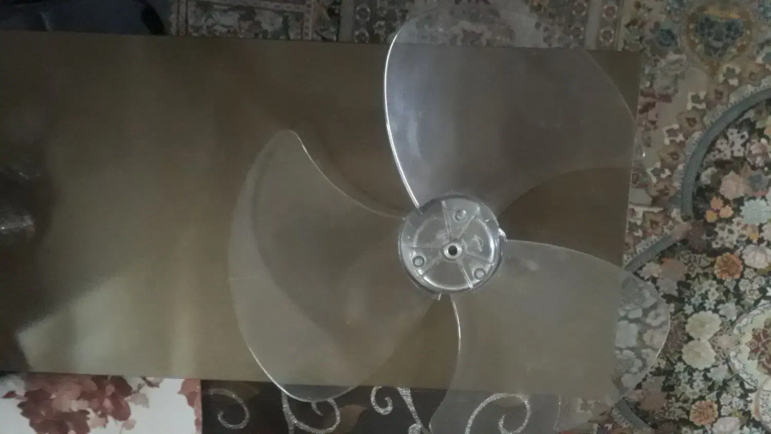 پنکه|پنکه و تصفیه‌کنندهٔ هوا|مشهد, انقلاب|دیوار