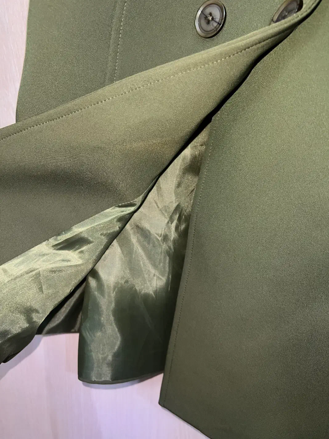 پالتو بارونی|لباس|خرم‌آباد, |دیوار