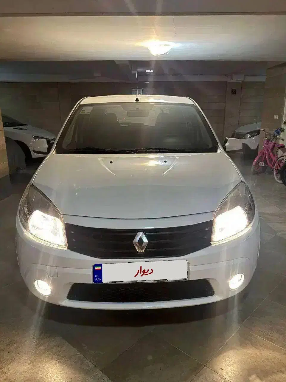 رنو ساندرو اتوماتیک ۱۳۹۹ سفارشی پارس خودرو|خودرو سواری و وانت|تهران, تهرانپارس غربی|دیوار