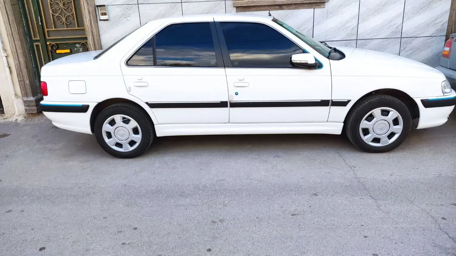 پژو پارس xu7p|خودرو سواری و وانت|شیراز, رازی|دیوار