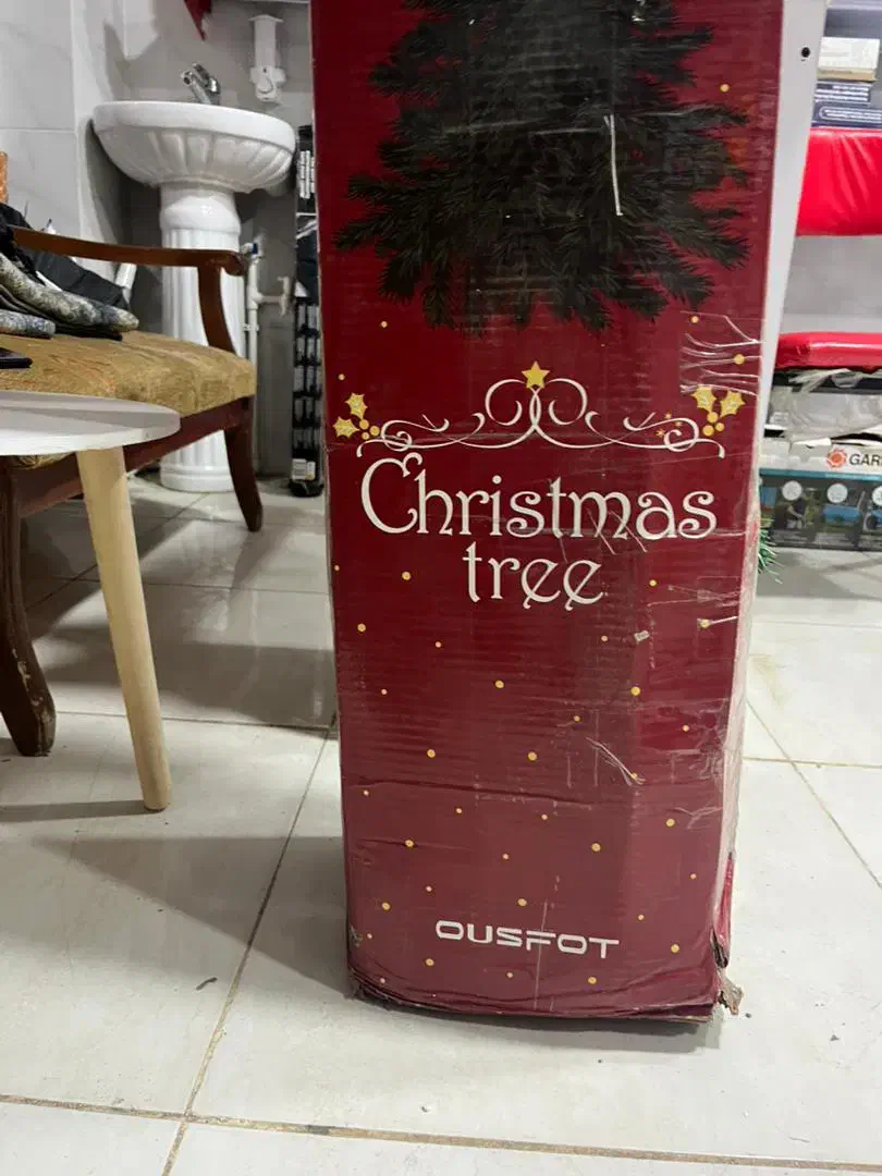 درخت کریسمس OUSFOT آکبند و پلمپ ساز ۱۸۰|کلکسیون و سرگرمی|تهران, جمال‌زاده|دیوار