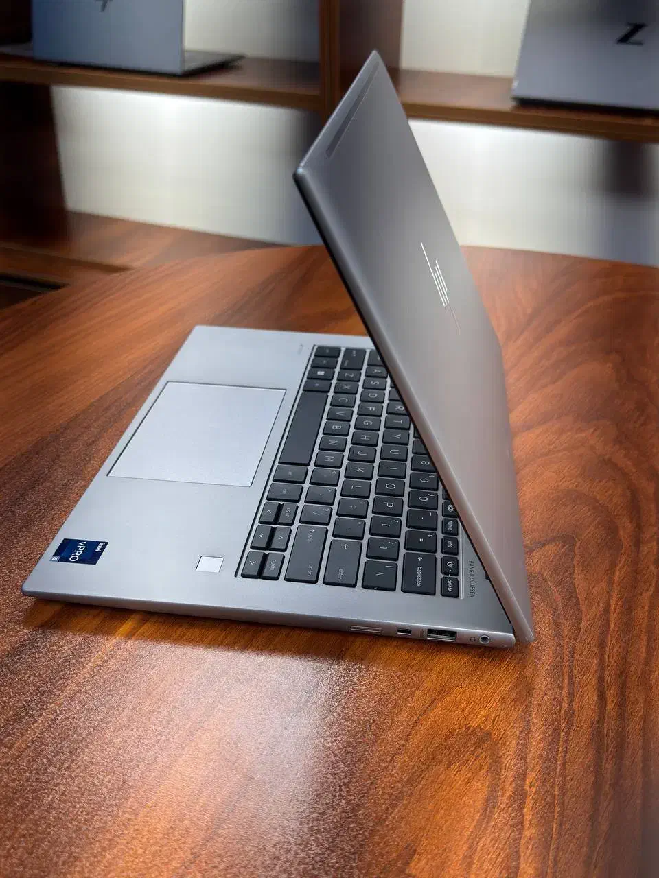 لپتاپ ۱۴ اینچ سبک و قابل حمل hp ZBook firfly 14G10|رایانه همراه|تهران, فلسطین (میدان انقلاب)|دیوار