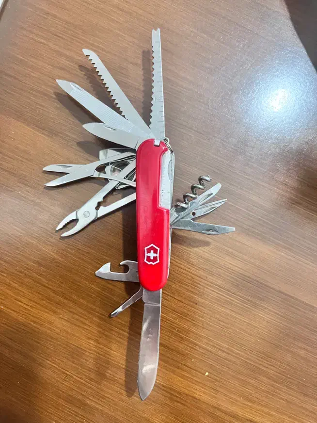 چاقو همه کاره|کوهنوردی و کمپینگ|پاکدشت, پاکدشت (مامازند)|دیوار