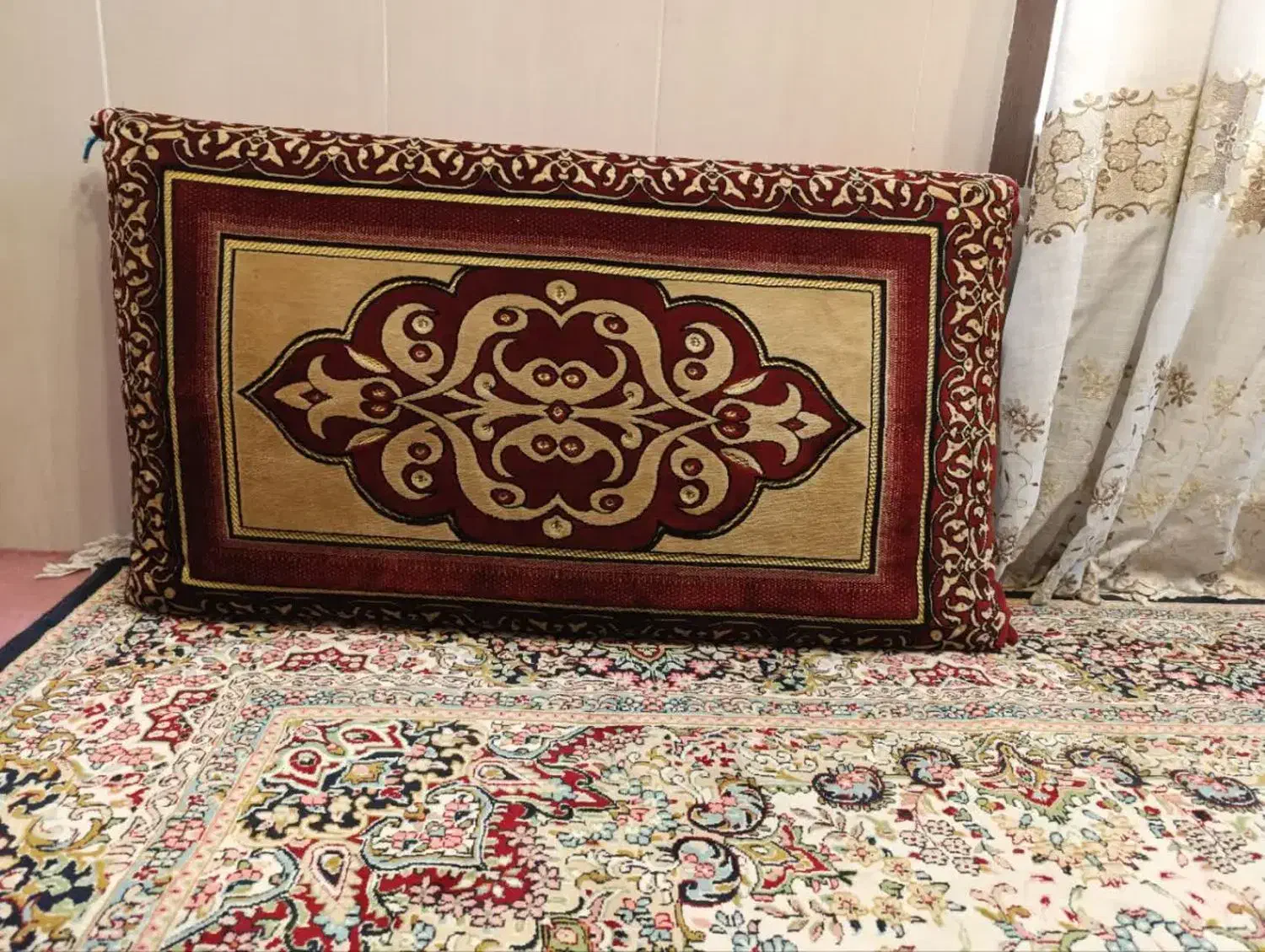 پشتی مجلسی|پشتی|کازرون, |دیوار