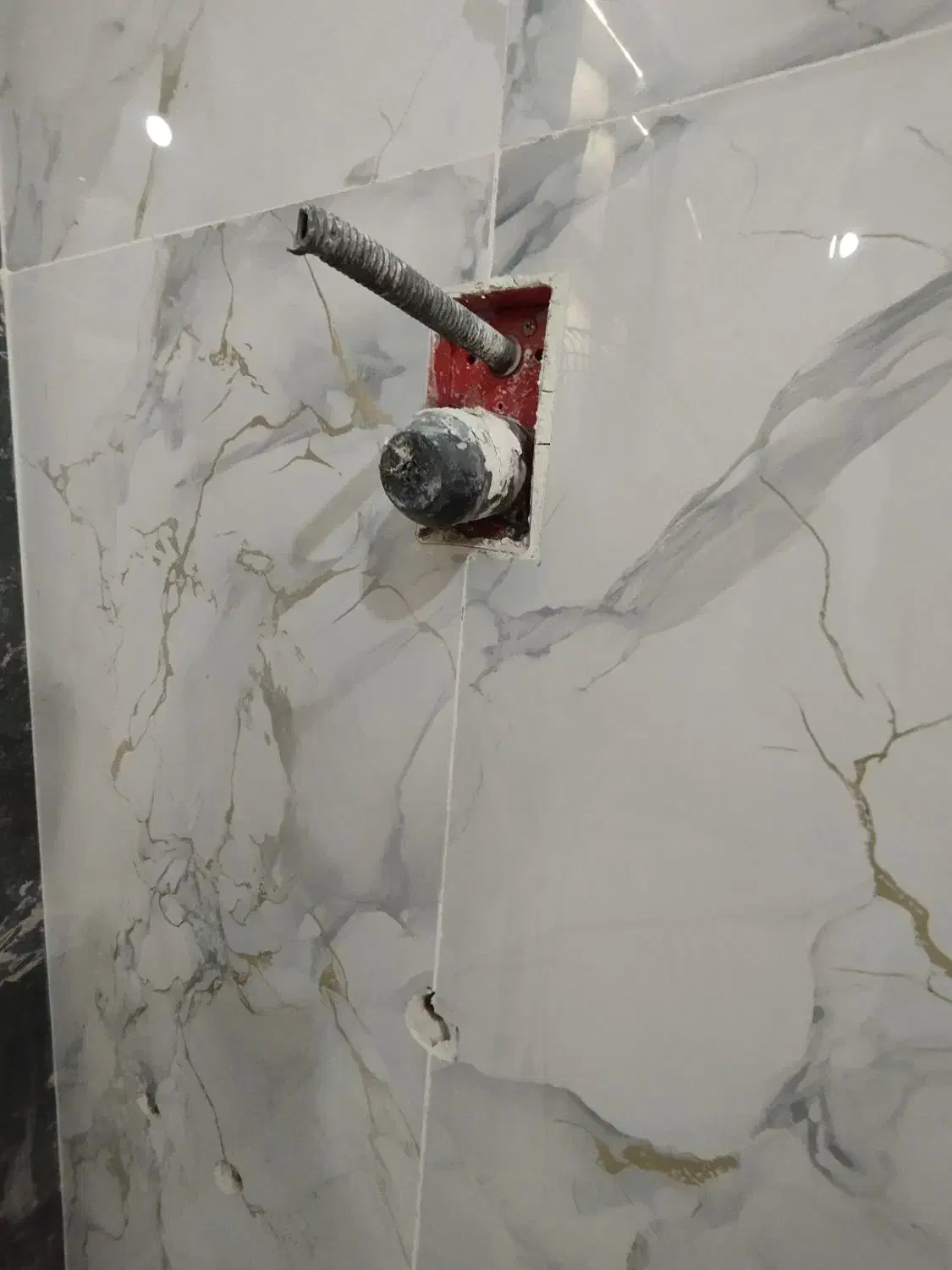 کاشیکاری.اسلب کاری .دیوار چینی.لوله کشی.سیمان کاری|خدمات پیشه و مهارت|پردیس, فاز ۴|دیوار