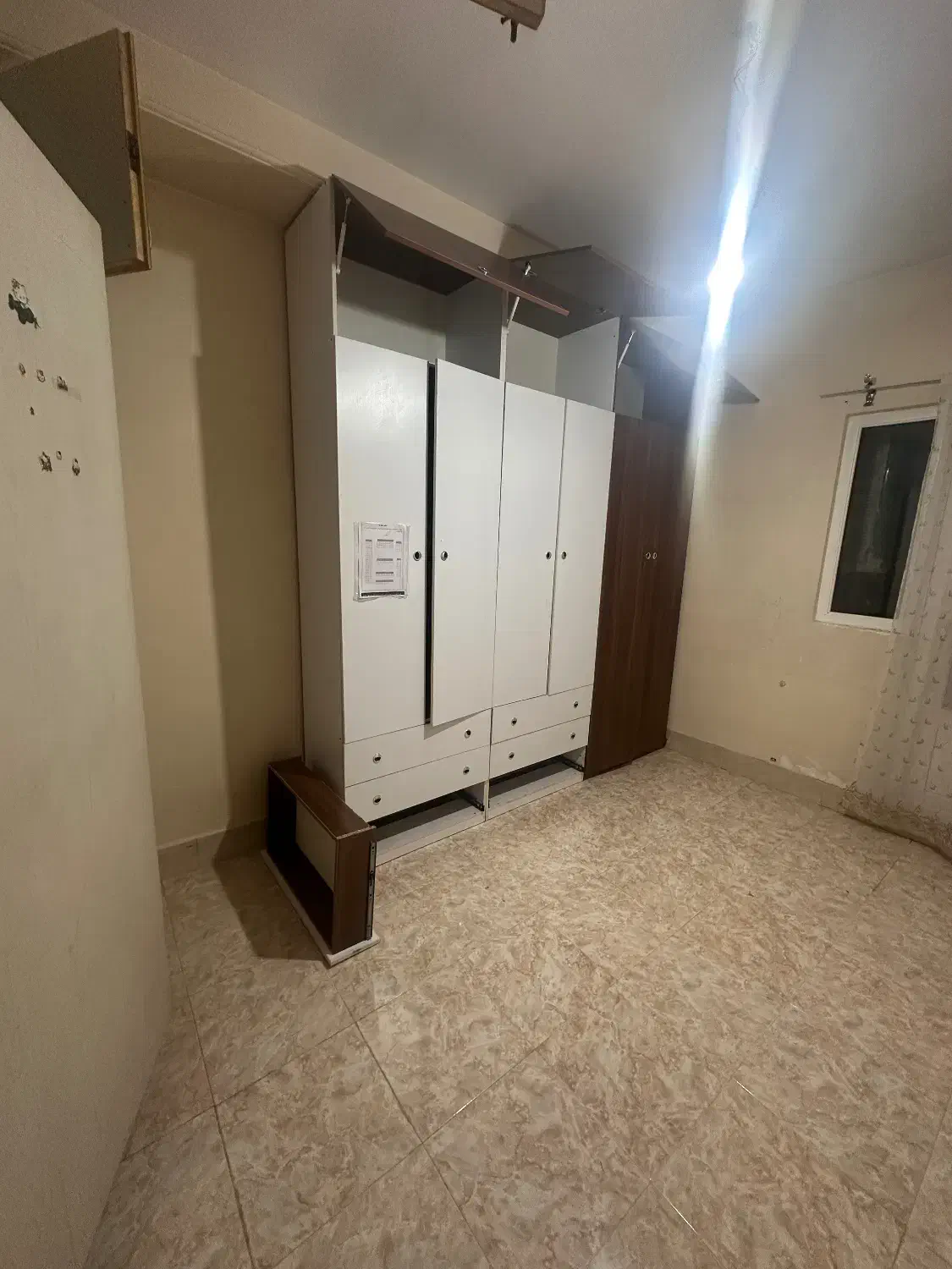 کمد|جاکفشی، کمد، دراور|سمنان, |دیوار