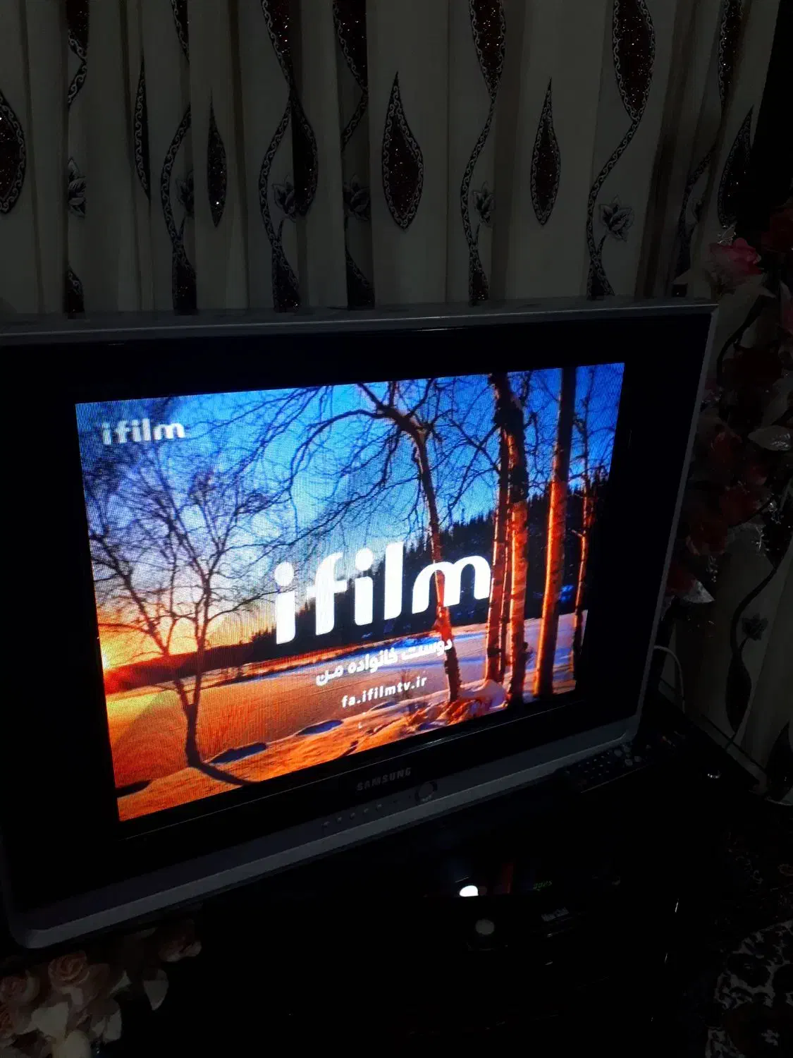 تی وی ۲۹ اینچ|تلویزیون و پروژکتور|الشتر, |دیوار