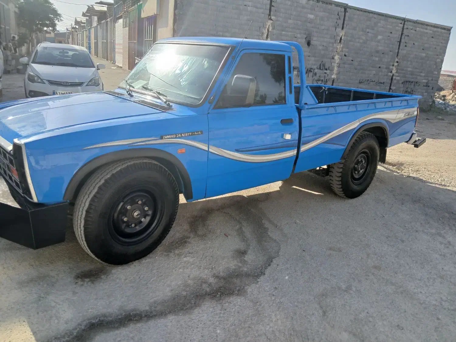 نیسان یدک کش مدل ۱۴۰۰درجه یک بدون رنگ|خودرو سواری و وانت|اصفهان, بهارستان|دیوار