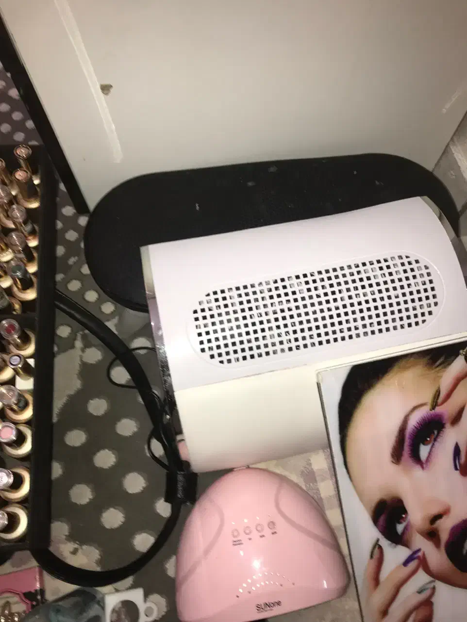 وسایل کاشت ناخن کاملا تکمیل|آرایشی، بهداشتی، درمانی|اندیشه, اندیشه فاز ۳|دیوار