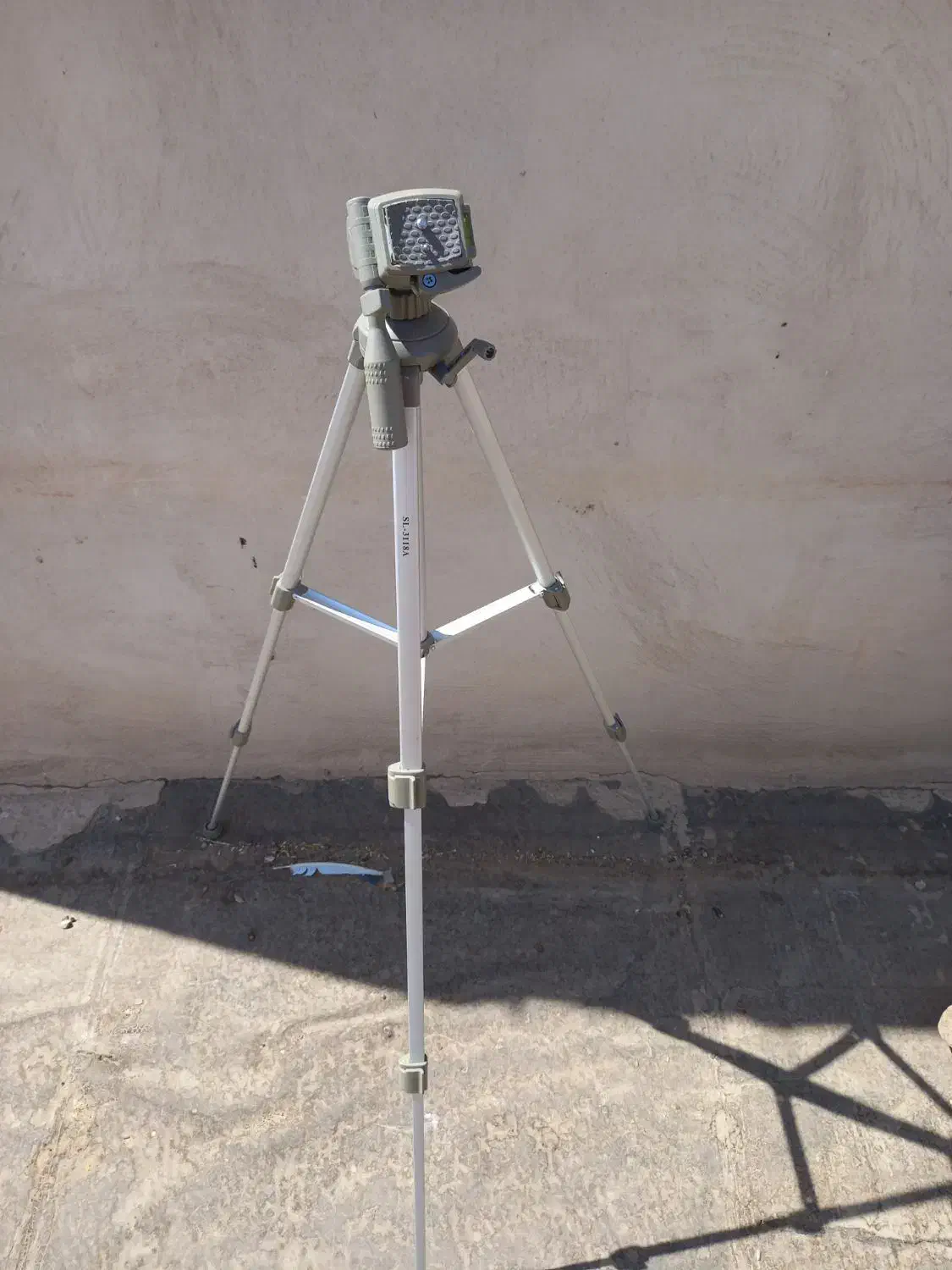 پایه دوربین|دوربین عکاسی و فیلمبرداری|شاهینشهر, خانه کارگر|دیوار