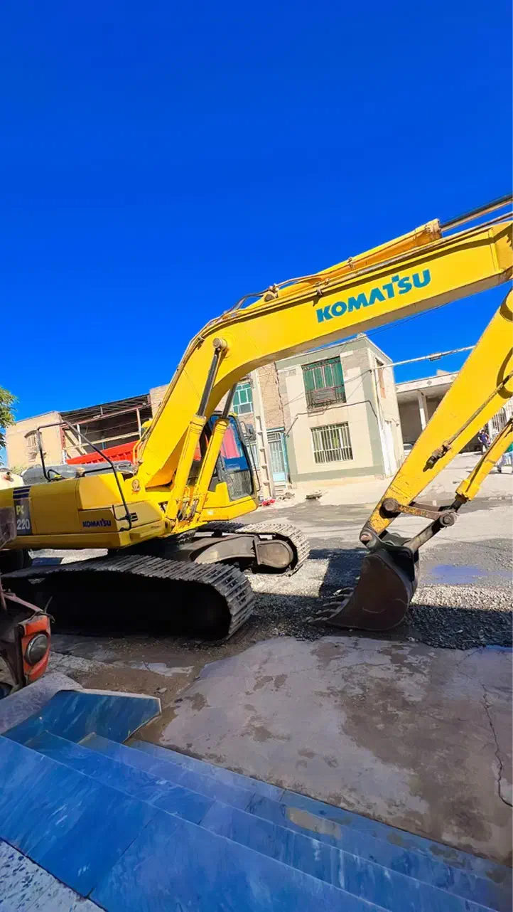 بیل ۲۲۰کوماتسو|خودرو سنگین|اهواز, پادادشهر|دیوار