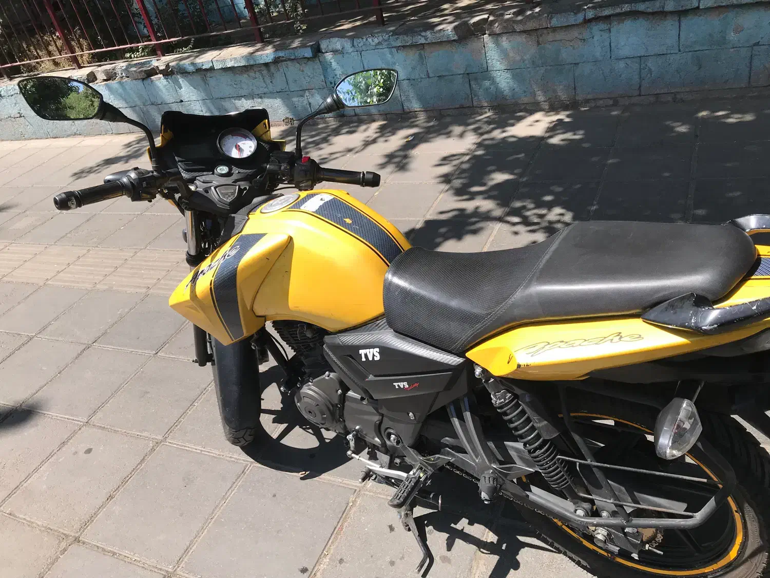 آپاچی۱۶۰ مدل ۹۳|موتورسیکلت|تهران, خلیج فارس|دیوار