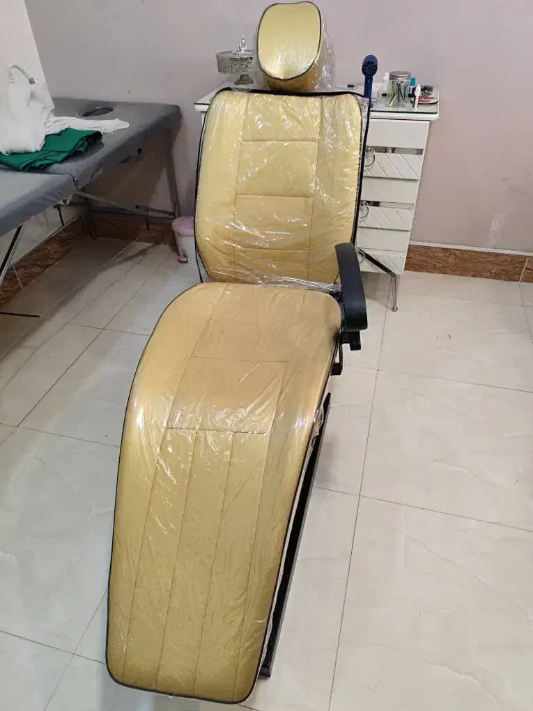 فروش فوق العاده صندلی آرایشگاه و رینگ لایت|آرایشگاه و سالنهای زیبایی|بهبهان, |دیوار