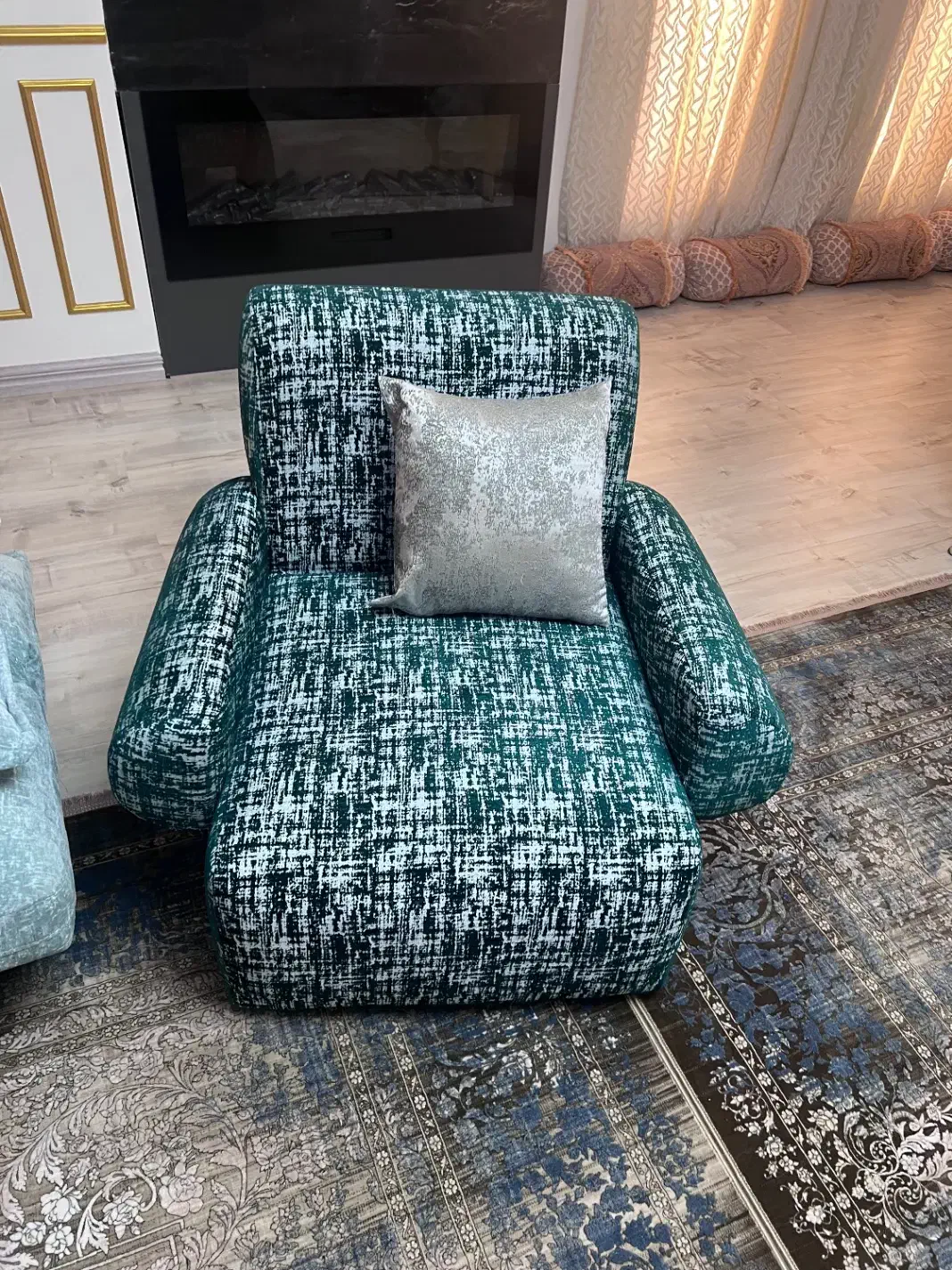 مبل راحتی باز شو|مبلمان خانگی و میز عسلی|بوشهر, |دیوار