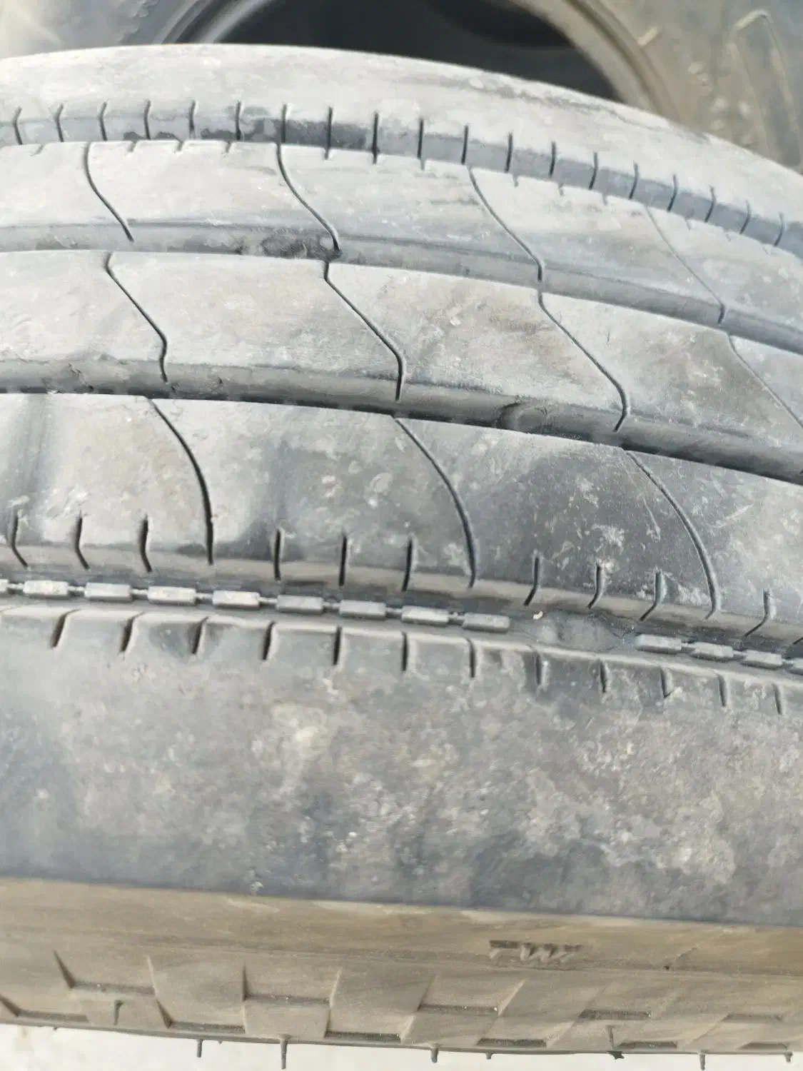 لاستیک،تیوپلس،نیسان خاور.عقب و جلو ، گارد|قطعات یدکی و لوازم جانبی|بندر امام خمینی, |دیوار