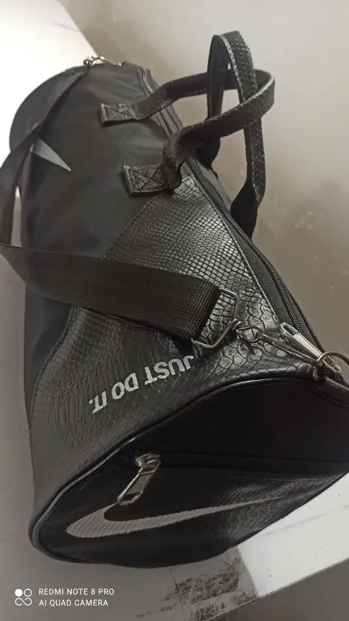 انواع کیف ورزشی|کیف، کفش، کمربند|یاسوج, |دیوار