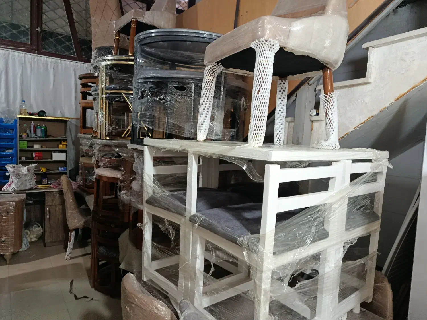 میز غذا خوری کم جا چوبی فلزی سفارشی|میز و صندلی غذاخوری|زنجان, |دیوار