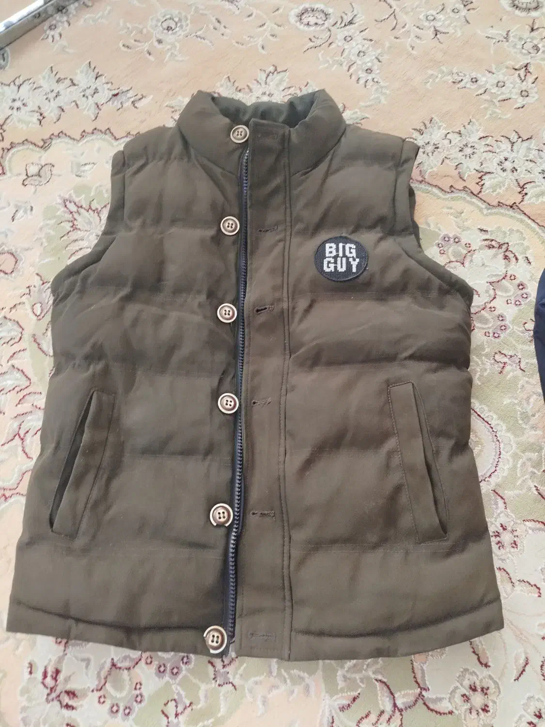 کاپشن و پافر|لباس|شاهین‌شهر, خانه کارگر|دیوار