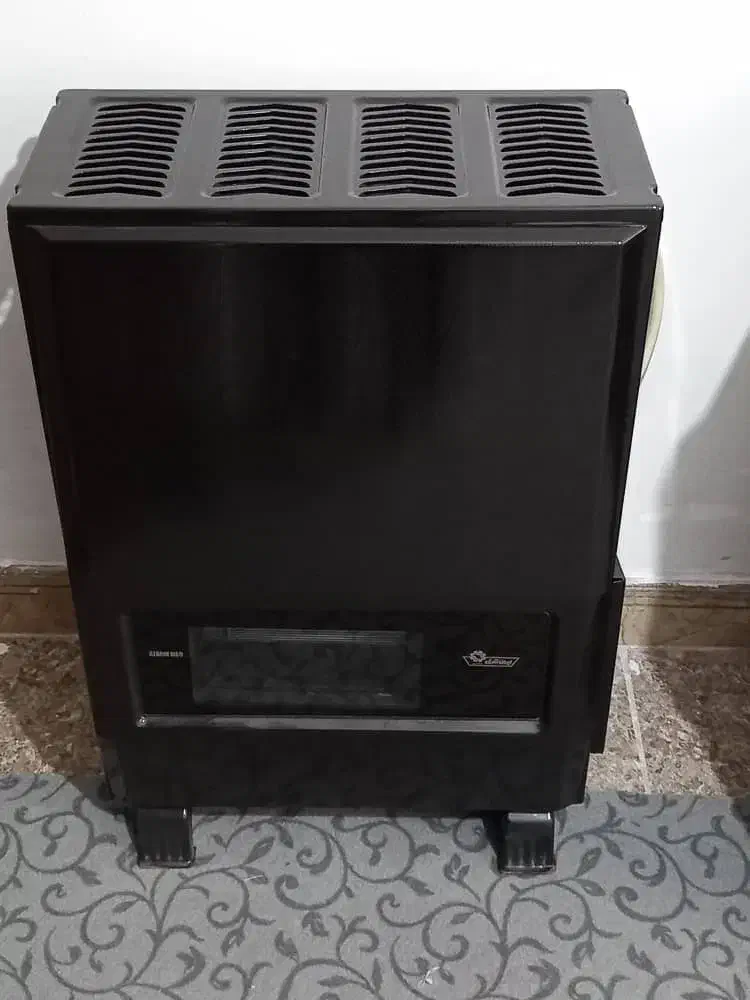 بخاری ۸ هزار کوچک ایران شرق|بخاری، هیتر، شومینه|رشت, کوی فکوری|دیوار