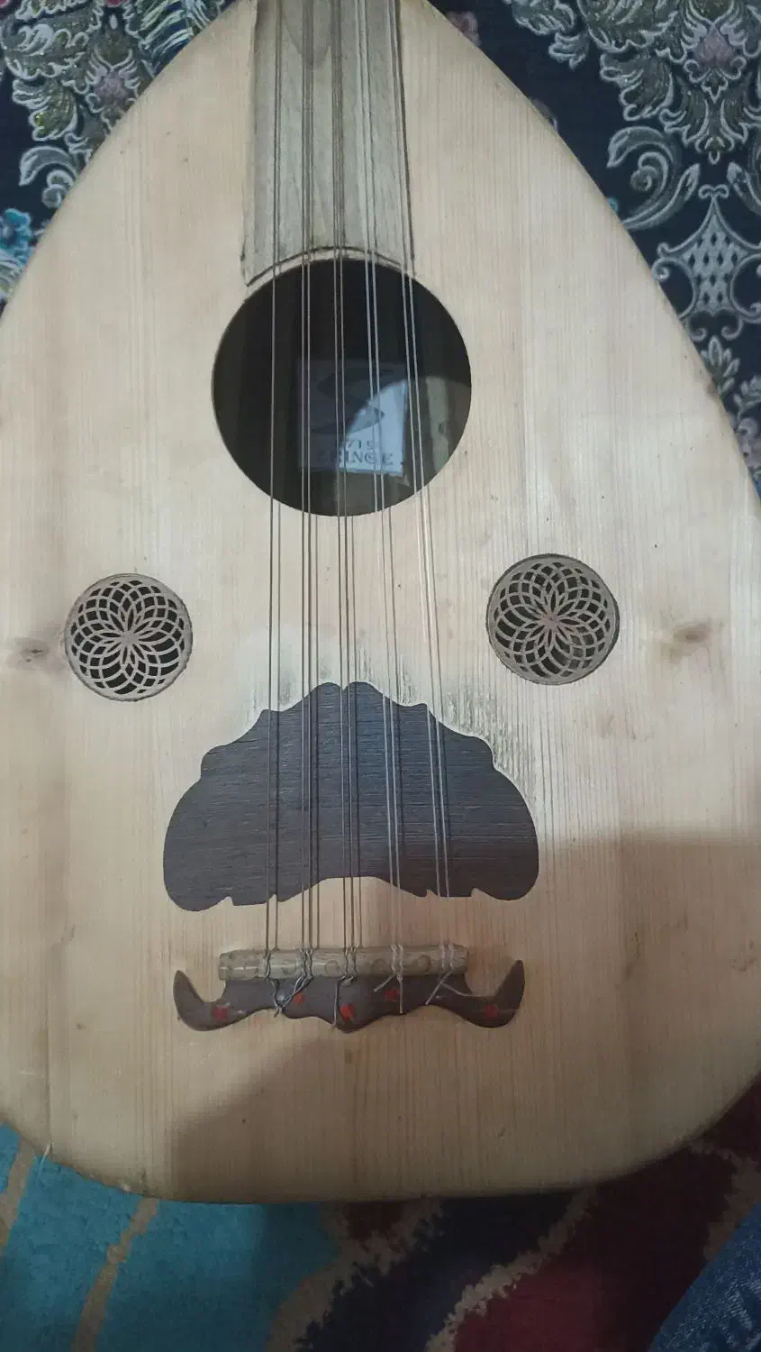 ساز عود|سازهای سنتی|رودان, |دیوار