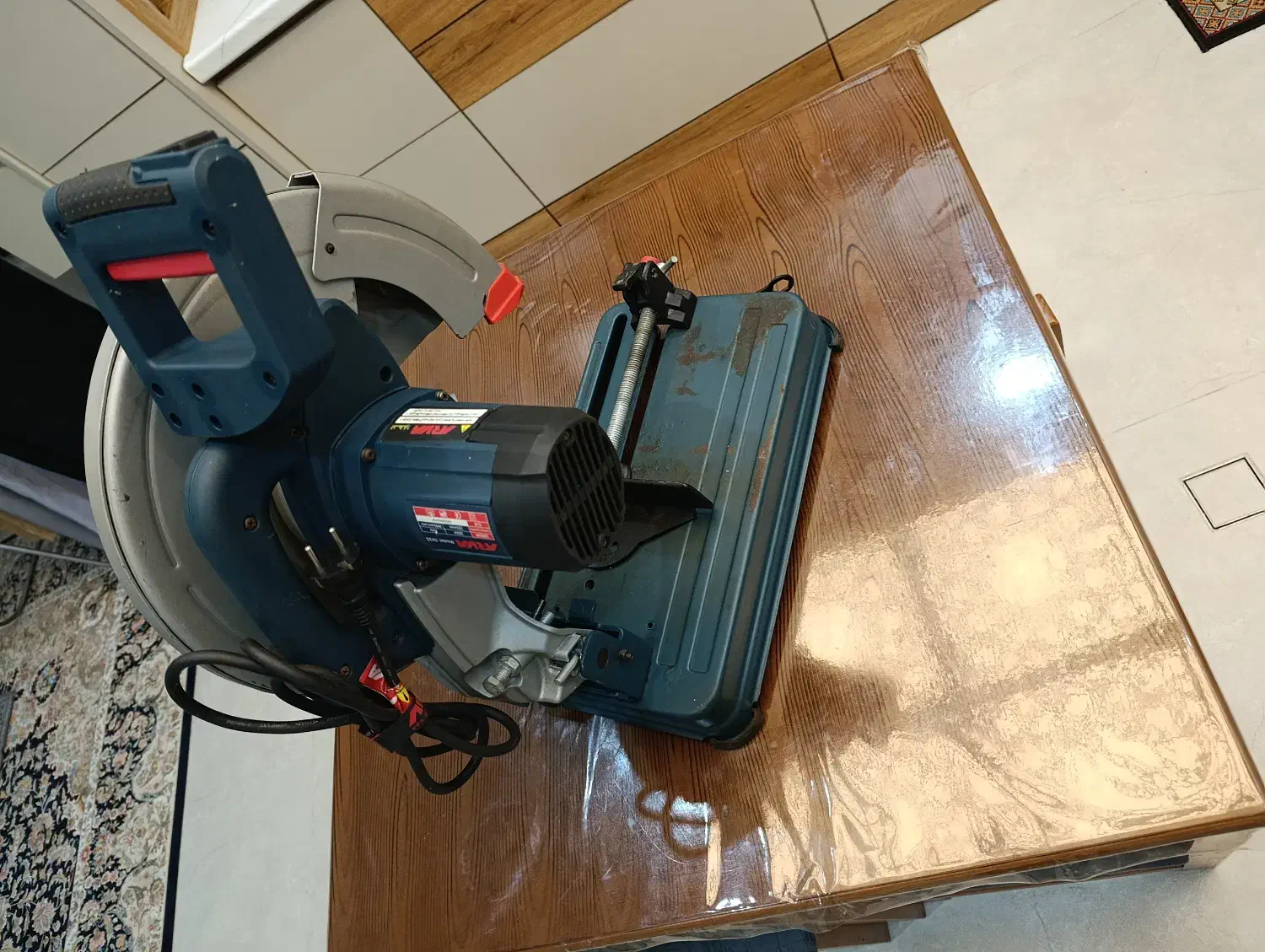 استاد کارهای حرفه ای بیایین خرید|ابزارآلات|رشت, لاکانی|دیوار