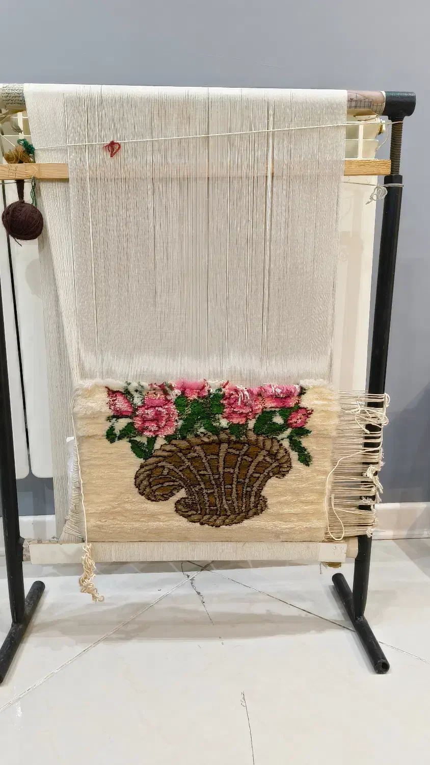 دارقالی به همراه فرش|تابلو فرش|تهران, امام زاده عبدالله|دیوار