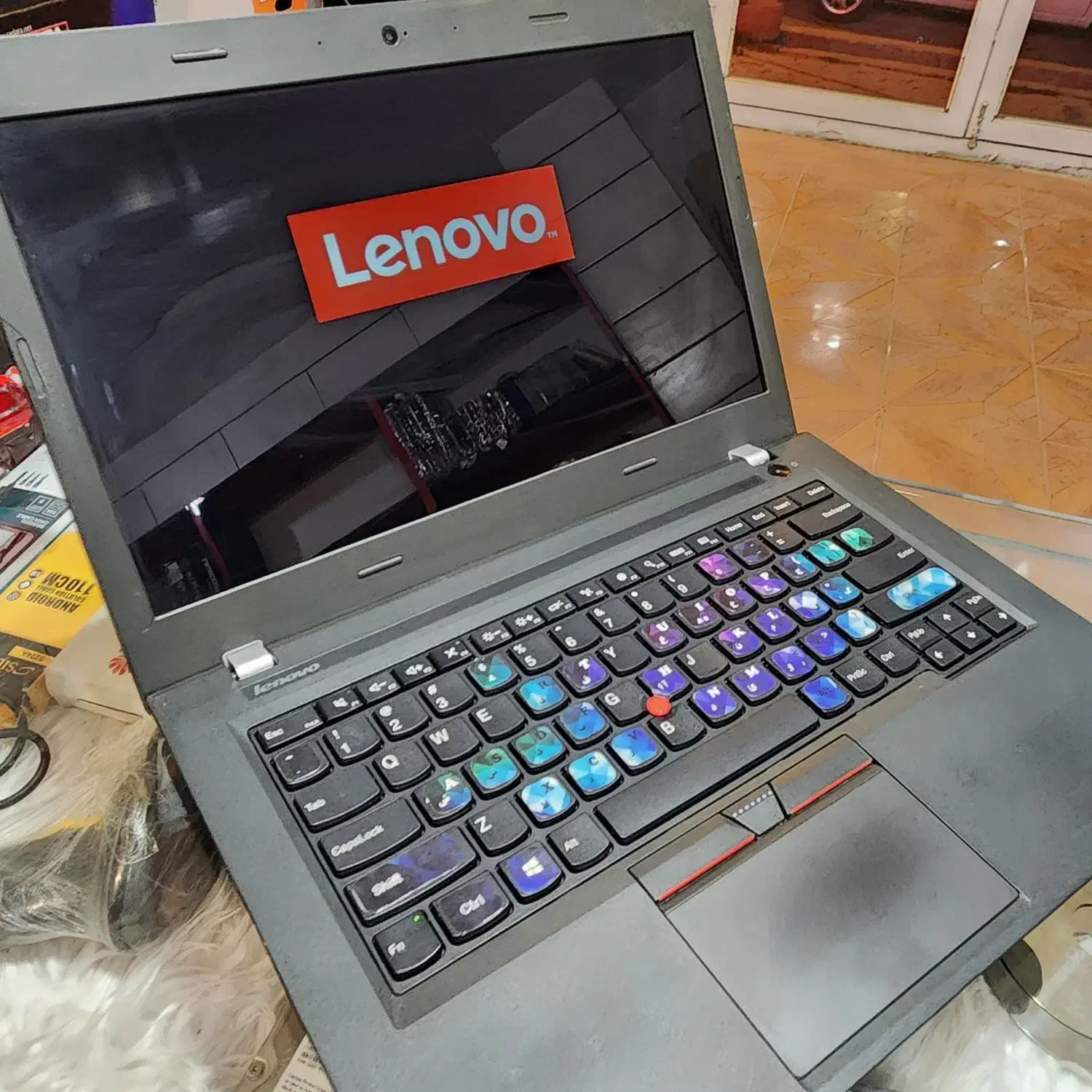 دانشجوی|رایانه همراه|فرخ‌شهر, |دیوار