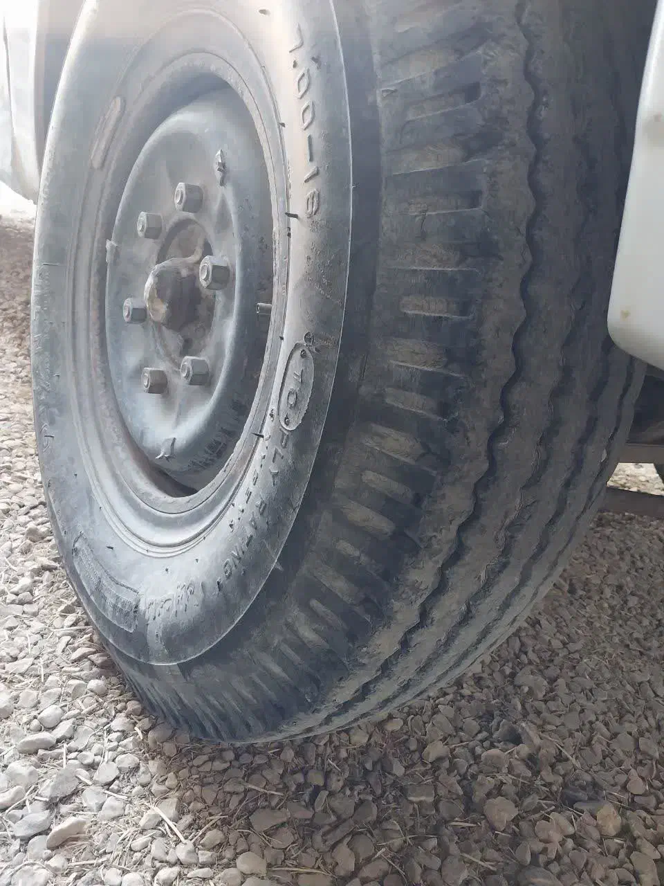 لاستیک نیسان و باربند نیسان|قطعات یدکی و لوازم جانبی|طبس, |دیوار