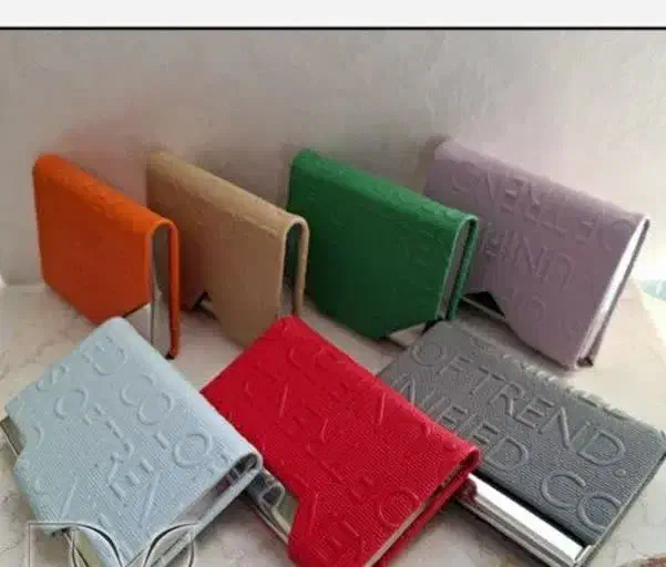 کیف کارت مگنتی و زیپی|کیف، کفش، کمربند|اصفهان, قلعه طبره|دیوار