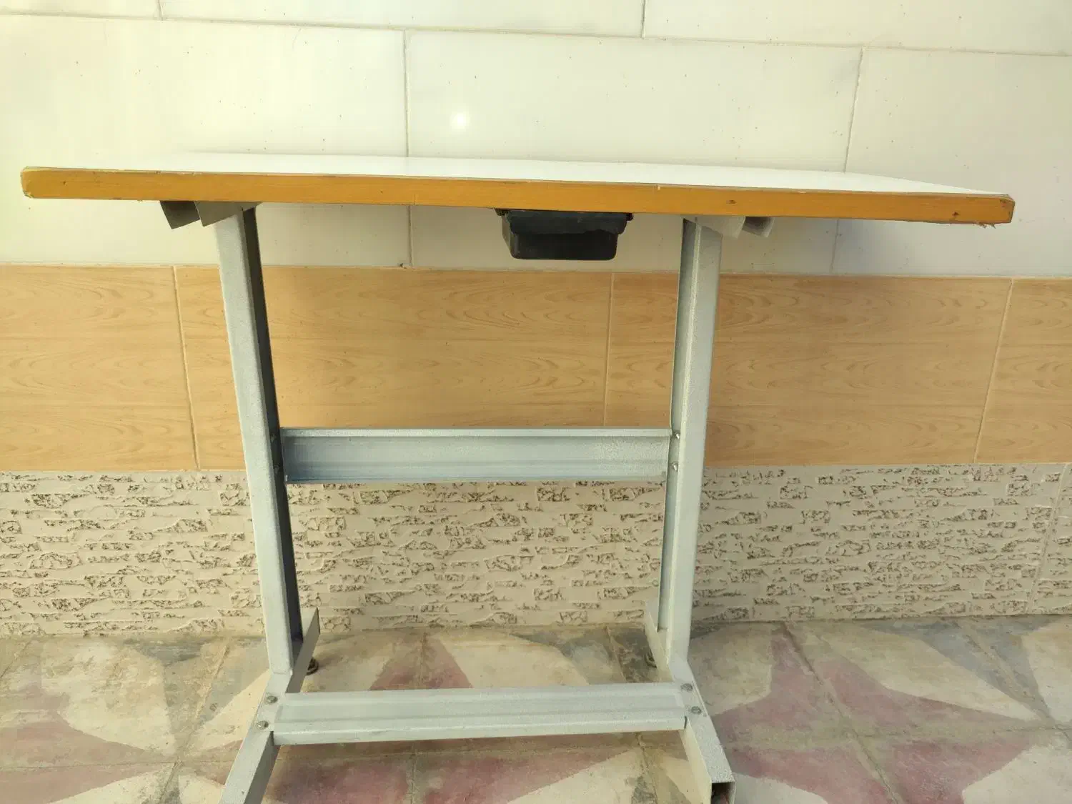 میز چرخ و سردوز|چرخ خیاطی و ریسندگی|کوار, |دیوار