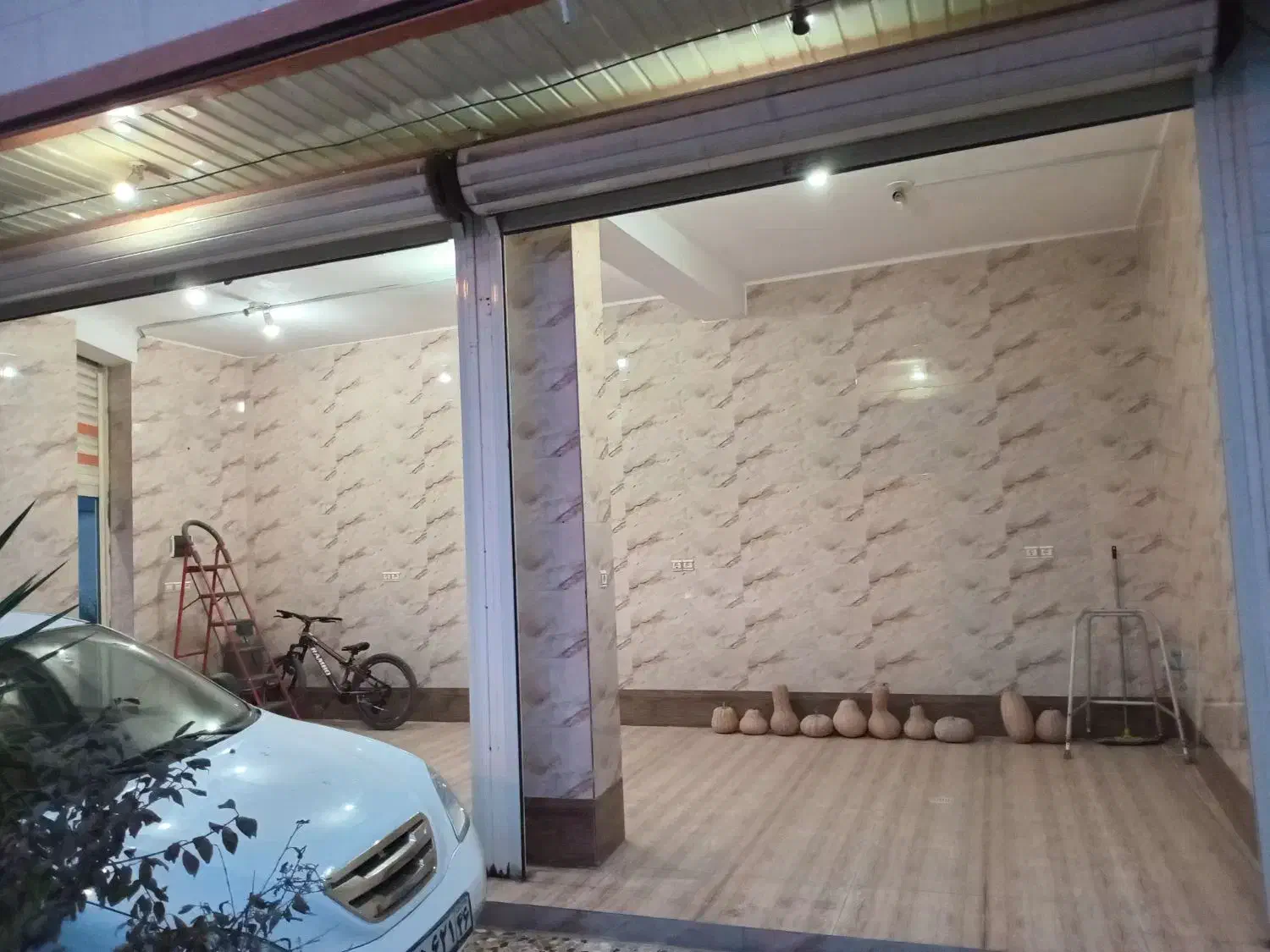 اجاره مغازه|اجارهٔ مغازه و غرفه|رشت, کوی حسینی|دیوار