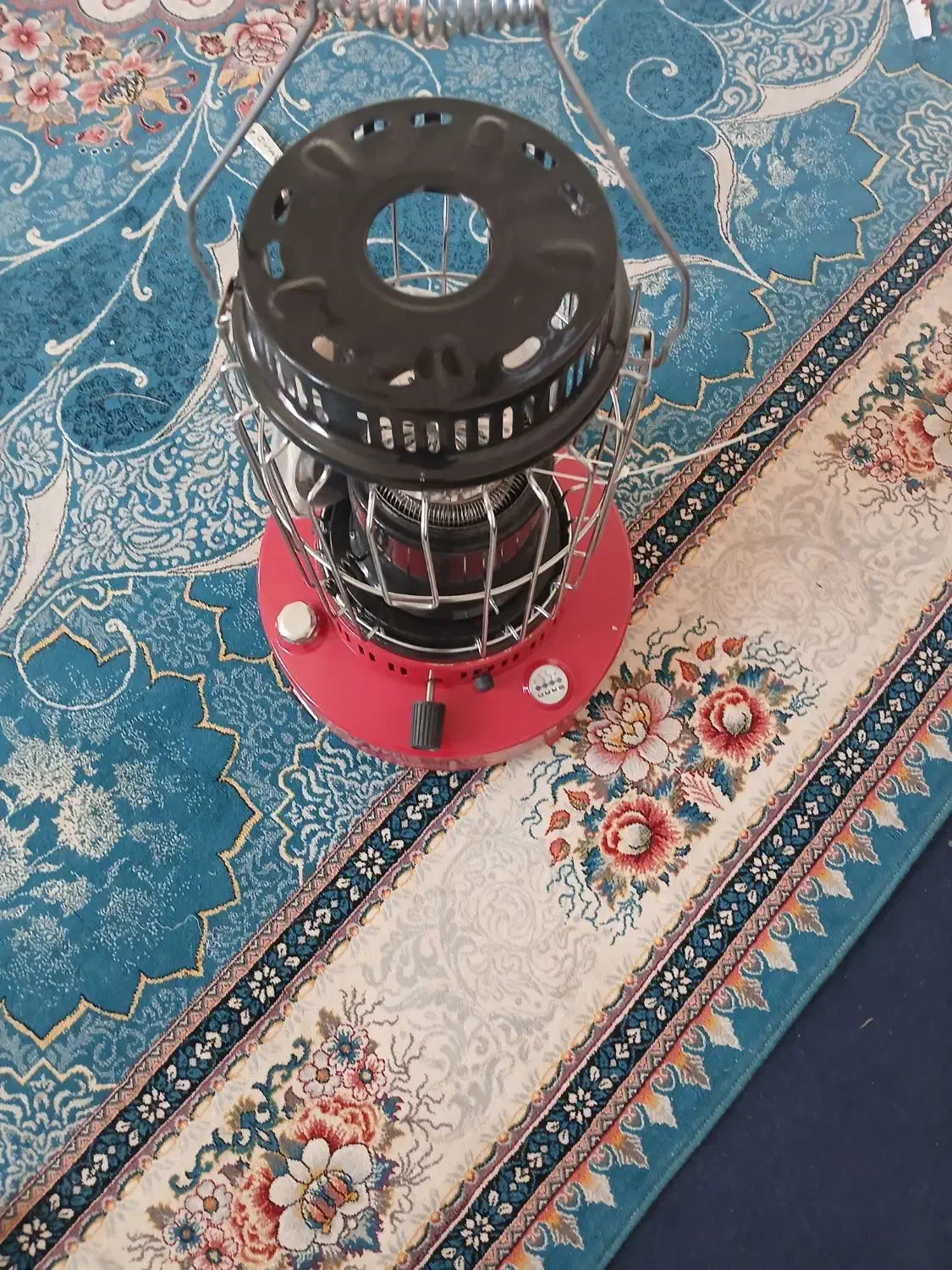 چراغ نفتی|بخاری، هیتر، شومینه|پائین جام, |دیوار