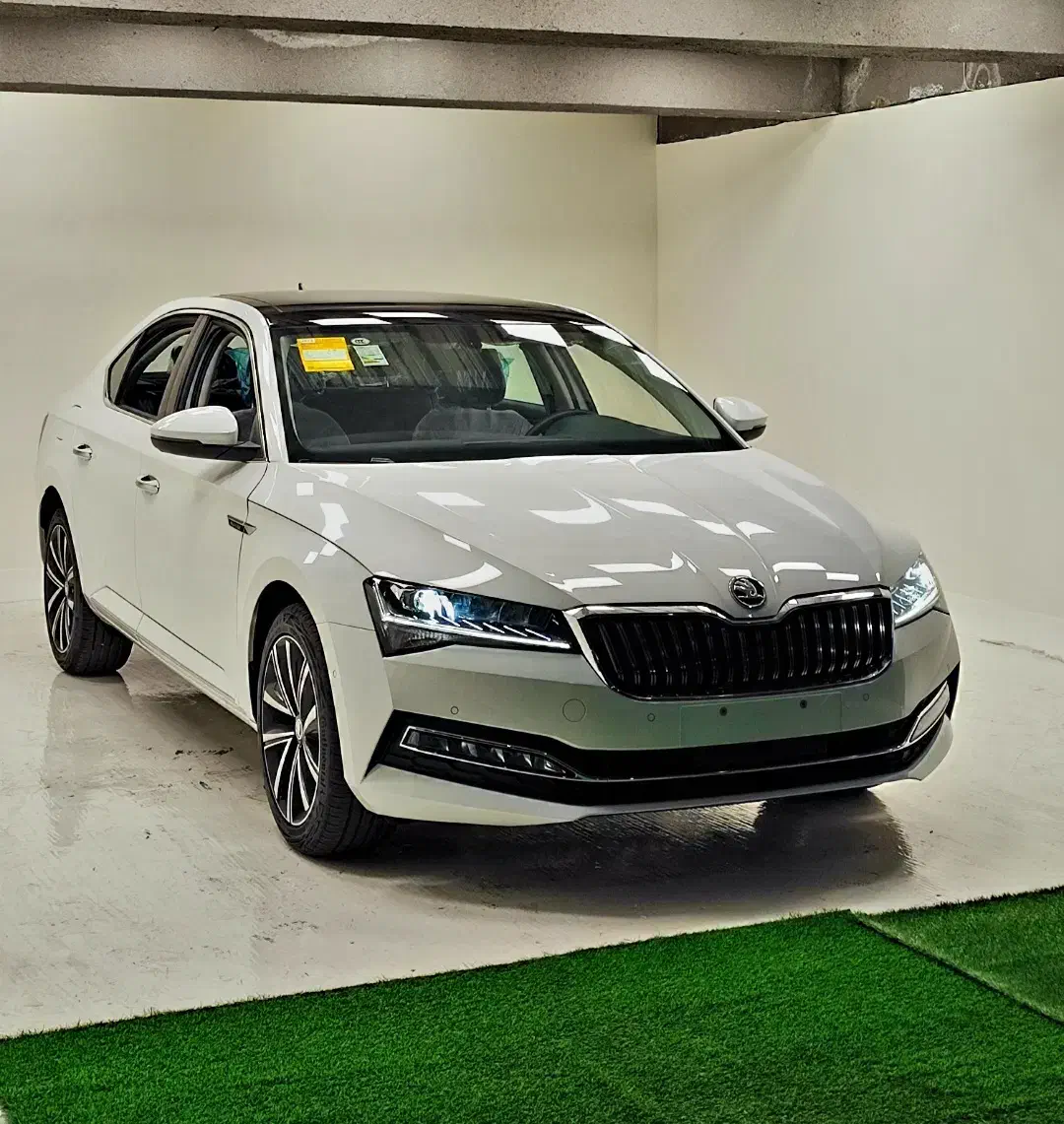 اشکودا سوپر ب صفر خشک مشکی سفید SUPER B مدل۲۰۲۴|خودرو سواری و وانت|تهران, صادقیه|دیوار