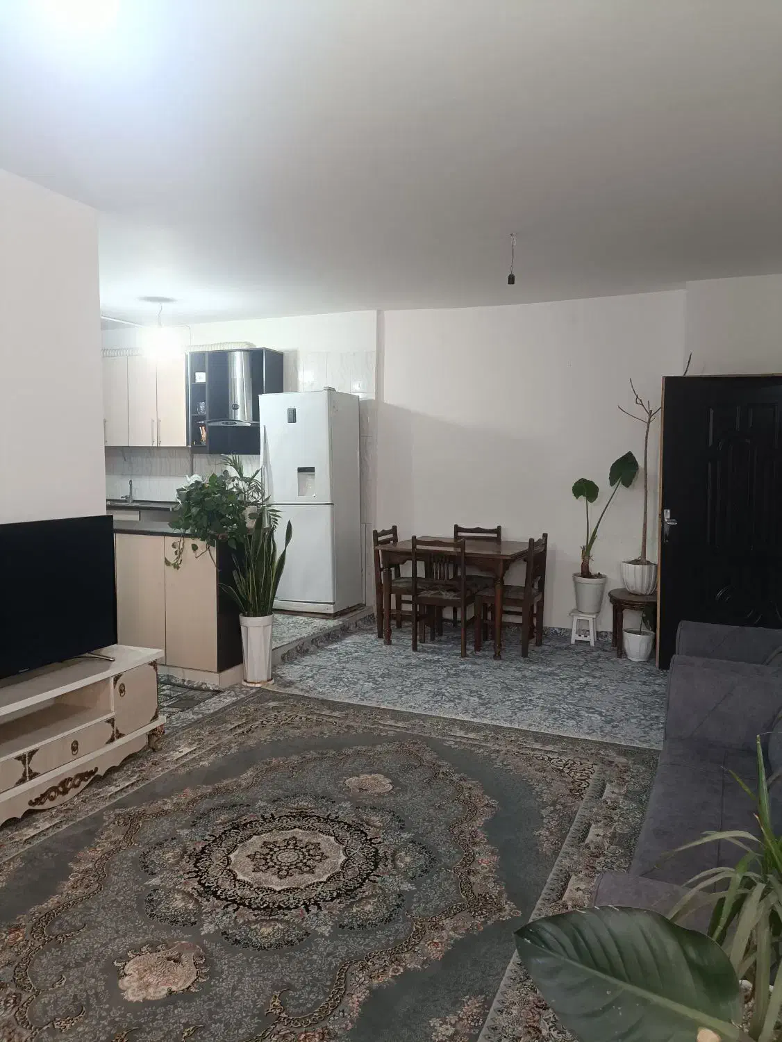 اجاره آپارتمان/۹۰متر/فول امکانات/شهر جدید هشتگرد|اجارهٔ آپارتمان|هشتگرد, فاز ۳ مهستان|دیوار