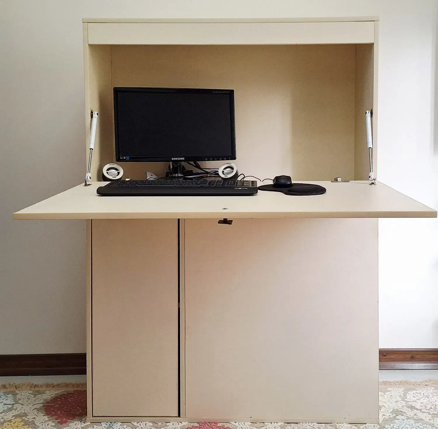 میز کامپیوتر و تحریر کم جا|میز تحریر و کامپیوتر|کرمان, |دیوار