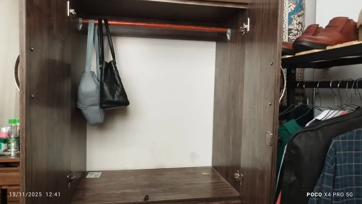 کمد لباس|جاکفشی، کمد، دراور|قدس, شهرقدس|دیوار