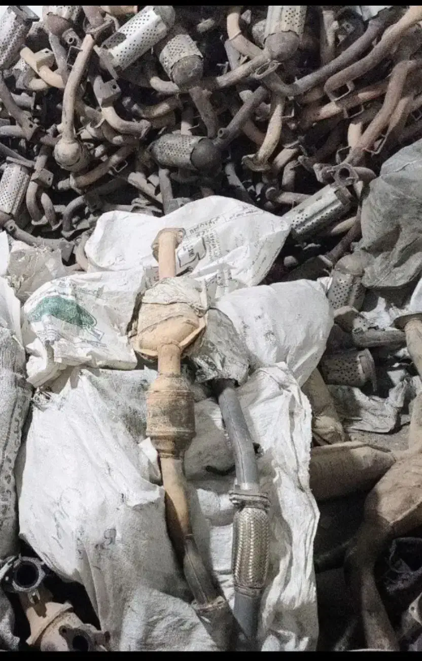 خریدار کاتالیزور|قطعات یدکی و لوازم جانبی|ساوه, |دیوار